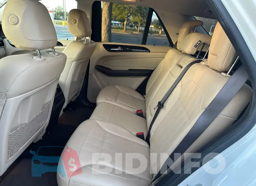 4JGDA5HB5HA826653 Photo# 6