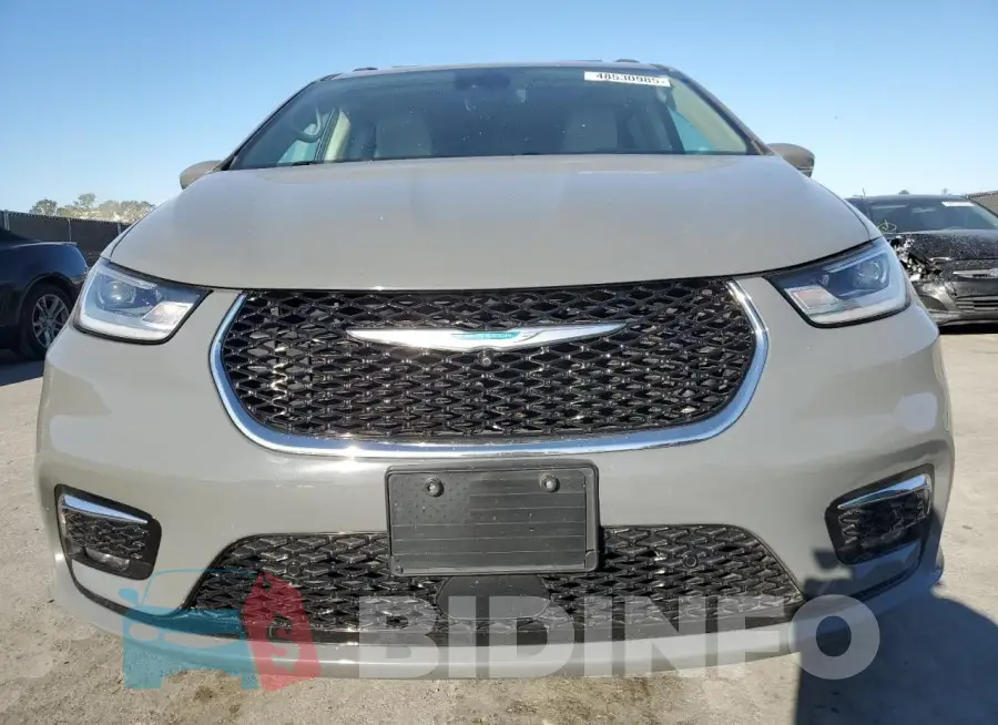 2C4RC1L75MR599633 Photo# 5