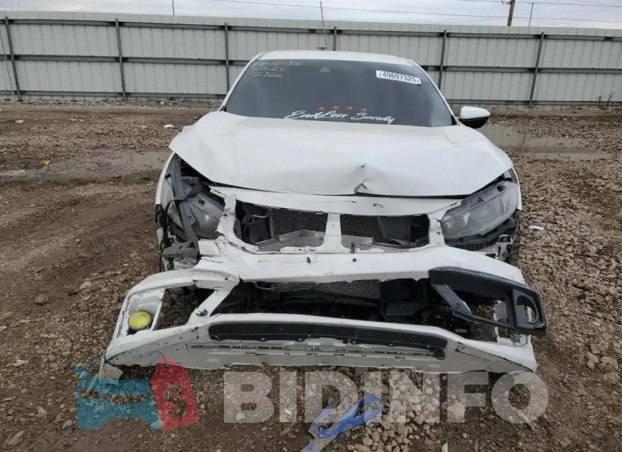 19XFC2E82KE019817 Photo# 5