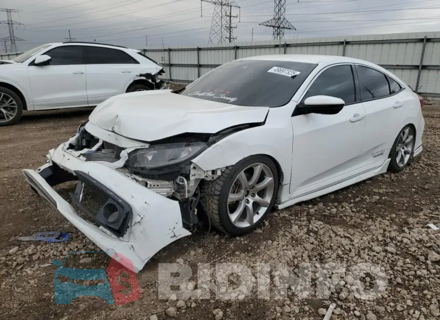 19XFC2E82KE019817 Photo# 1
