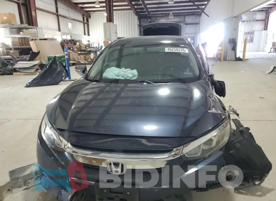 19XFC2F57HE063230 Photo# 5