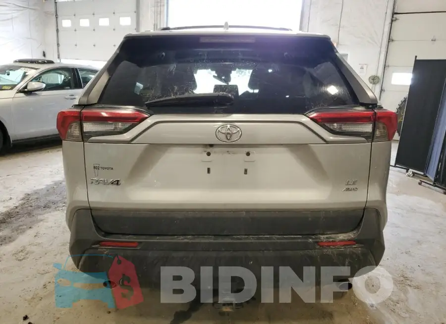 2T3F1RFV2KW042392 Photo# 6