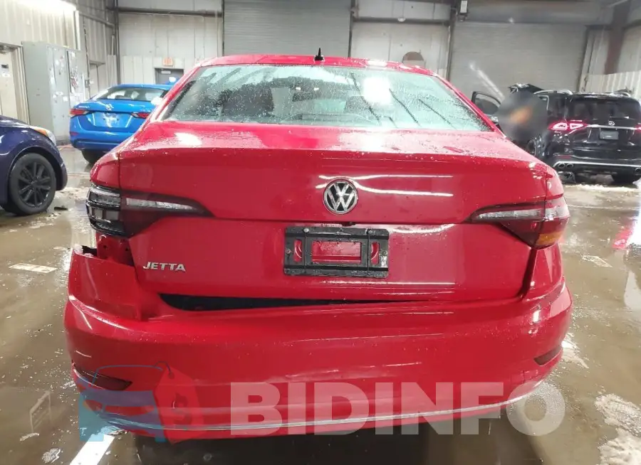 3VWCB7BUXKM201613 Photo# 6