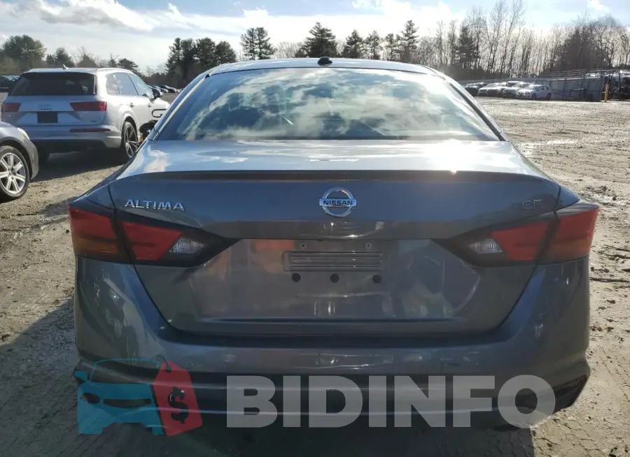 1N4BL4CV3KC174828 Photo# 6