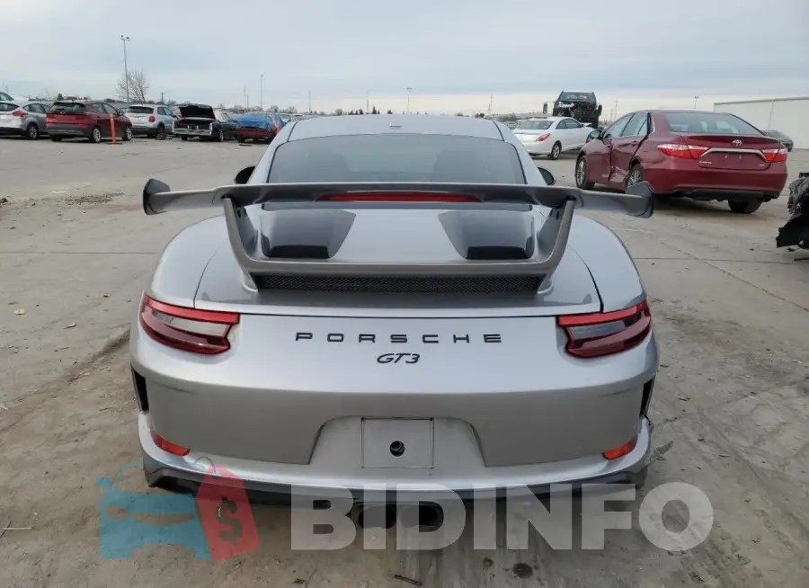 WP0AC2A93JS174462 Photo# 6