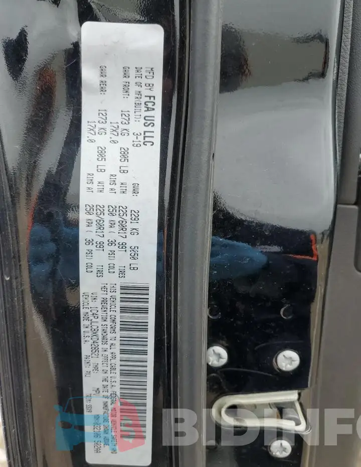 1C4PJLCBXKD428521 Photo# 13