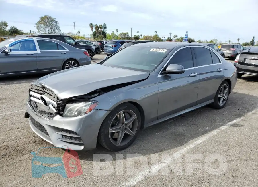 WDDZF8DB1LA703868 Photo# 1