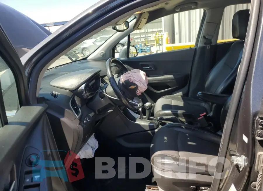 KL7CJLSB1JB721375 Photo# 7