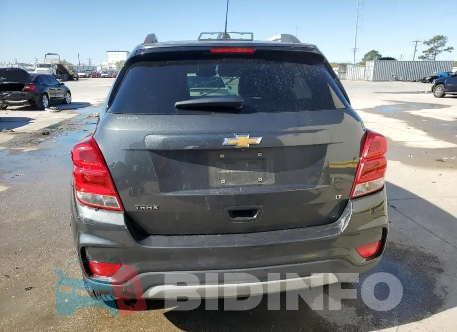 KL7CJLSB1JB721375 Photo# 6