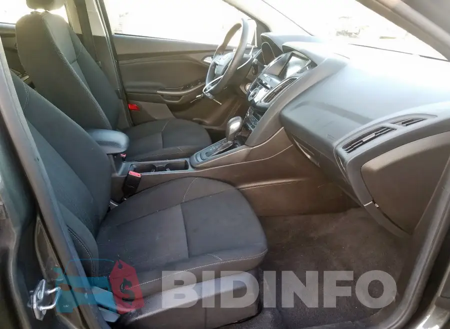 1FADP3M29HL264604 Photo# 5