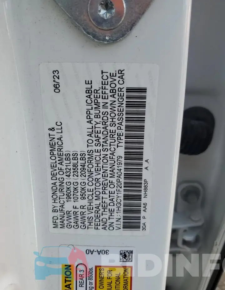 1HGCY1F20PA041979 Photo# 13