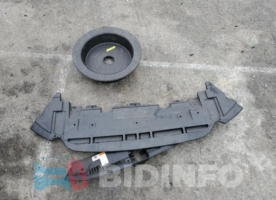 1HGCY2F52RA042831 Photo# 12