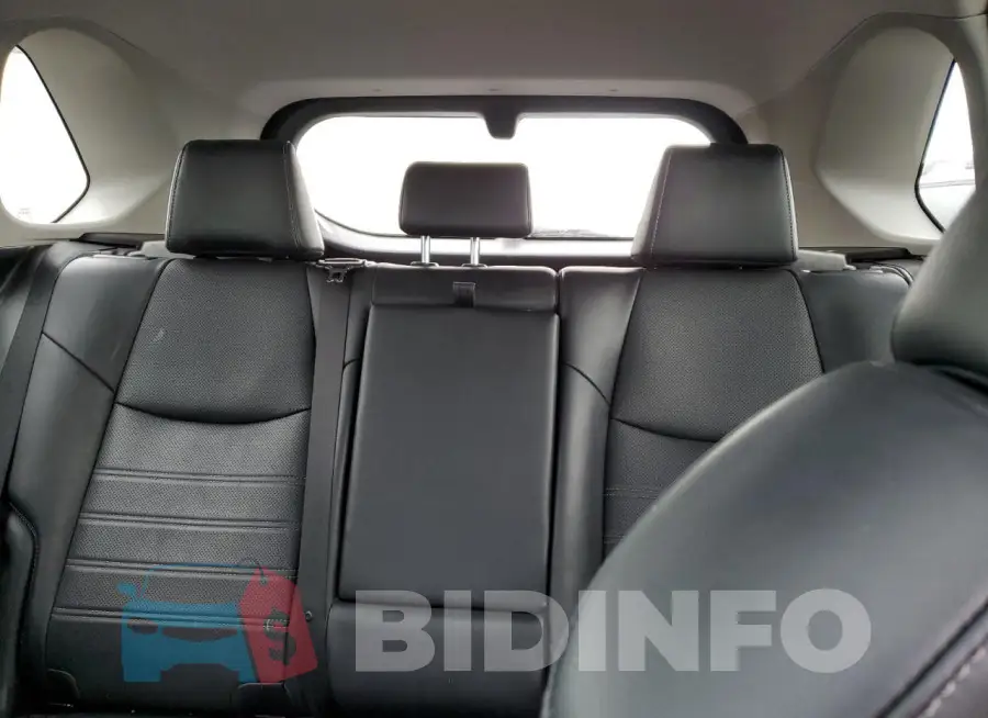 2T3D1RFV2KW017631 Photo# 10