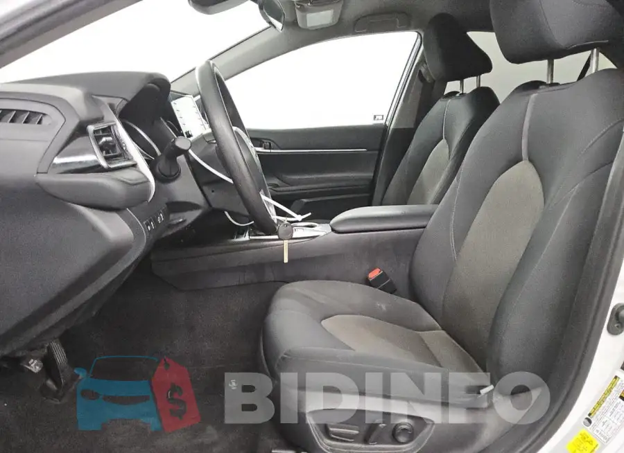 4T1C11AK6RU231812 Photo# 7