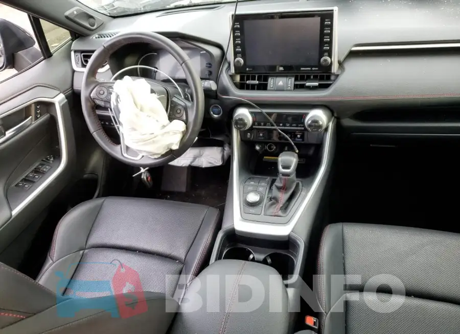 JTMFB3FV5MD015682 Photo# 8