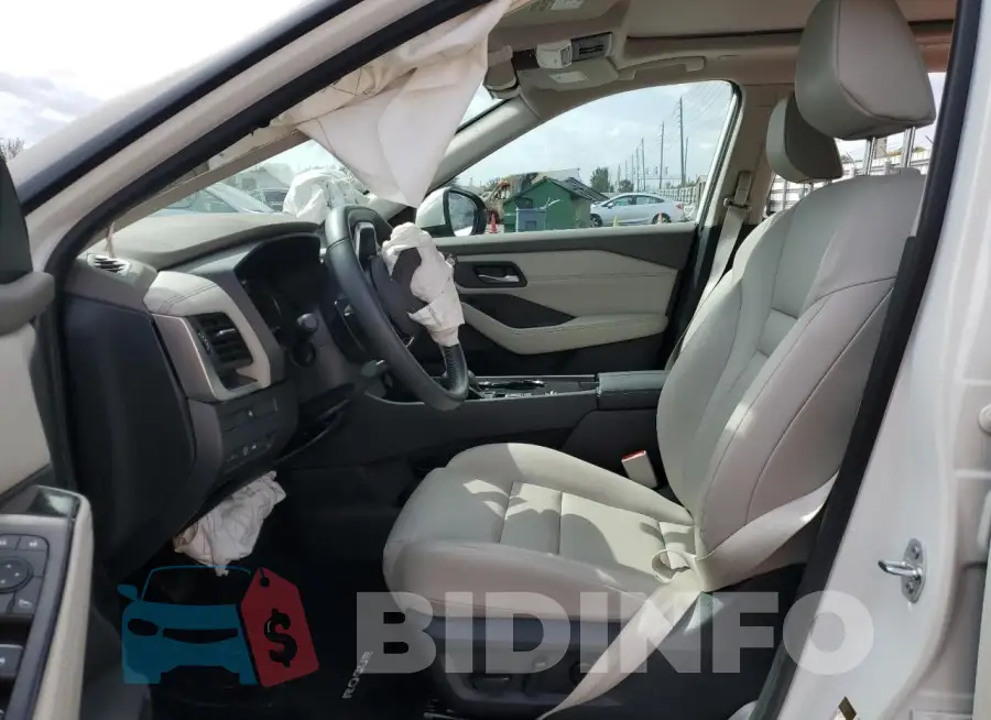 5N1BT3BA5PC944999 Photo# 7