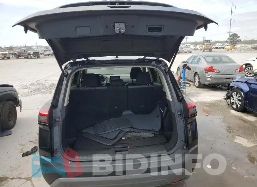JN8BT3BA4PW432433 Photo# 6