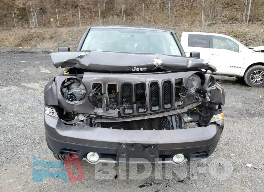 1C4NJRFB7GD786382 Photo# 5