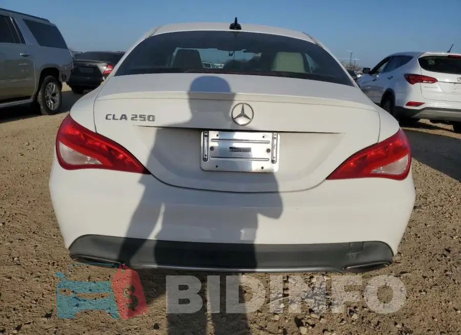WDDSJ4EB5JN672637 Photo# 6