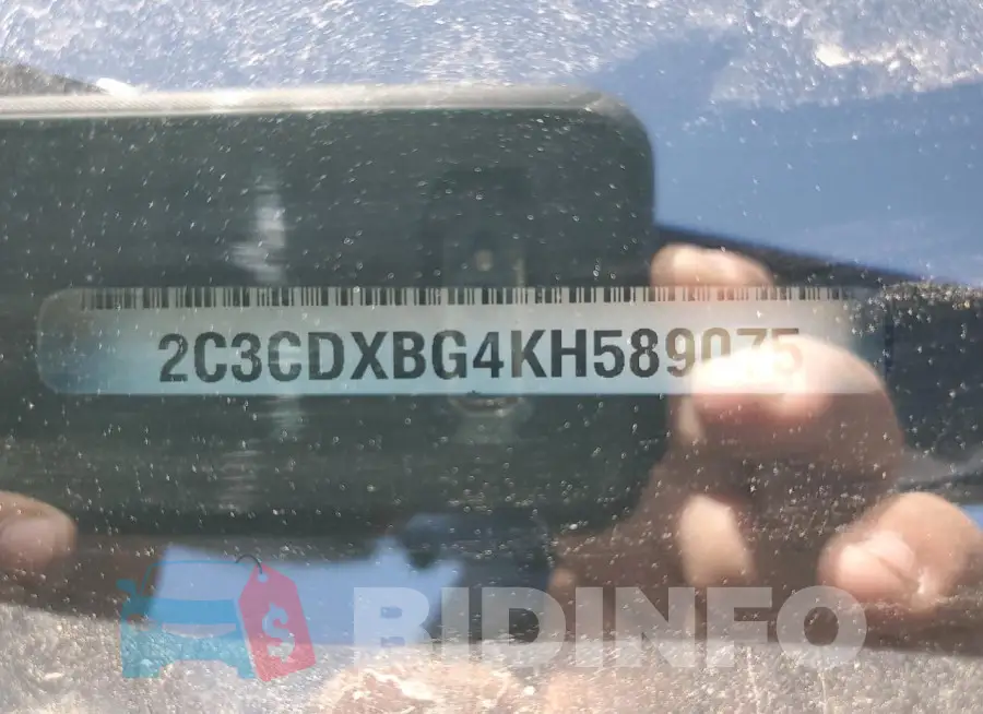 2C3CDXBG4KH589075 Photo# 12