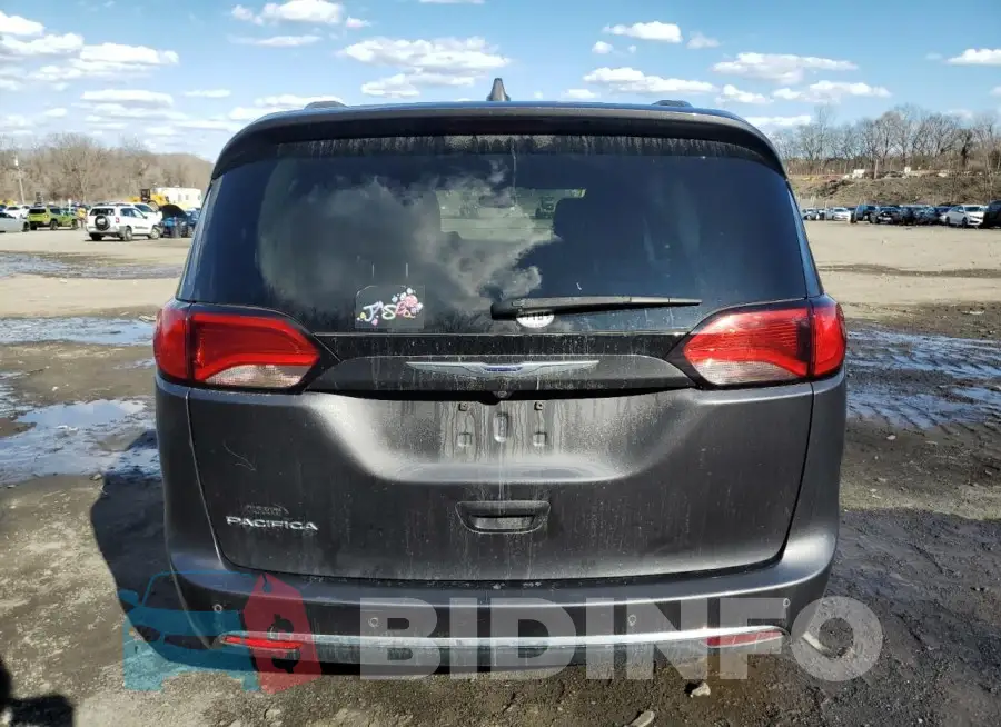 2C4RC1BG0LR115786 Photo# 6