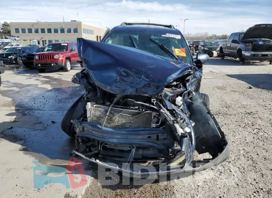 2GNFLFE38H6247736 Photo# 5