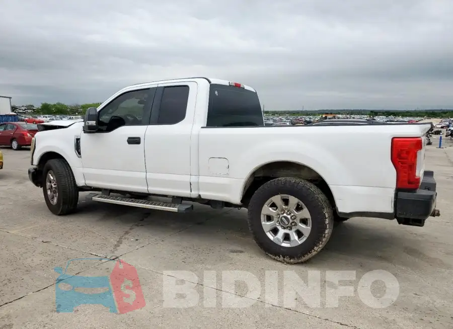 1FT7X2A60KEC61451 Photo# 2