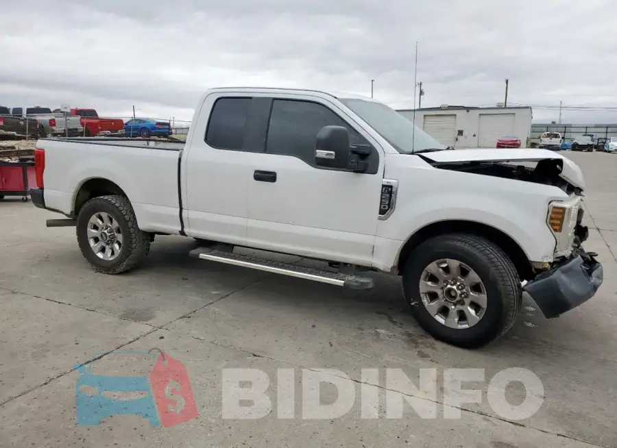 1FT7X2A60KEC61451 Photo# 4