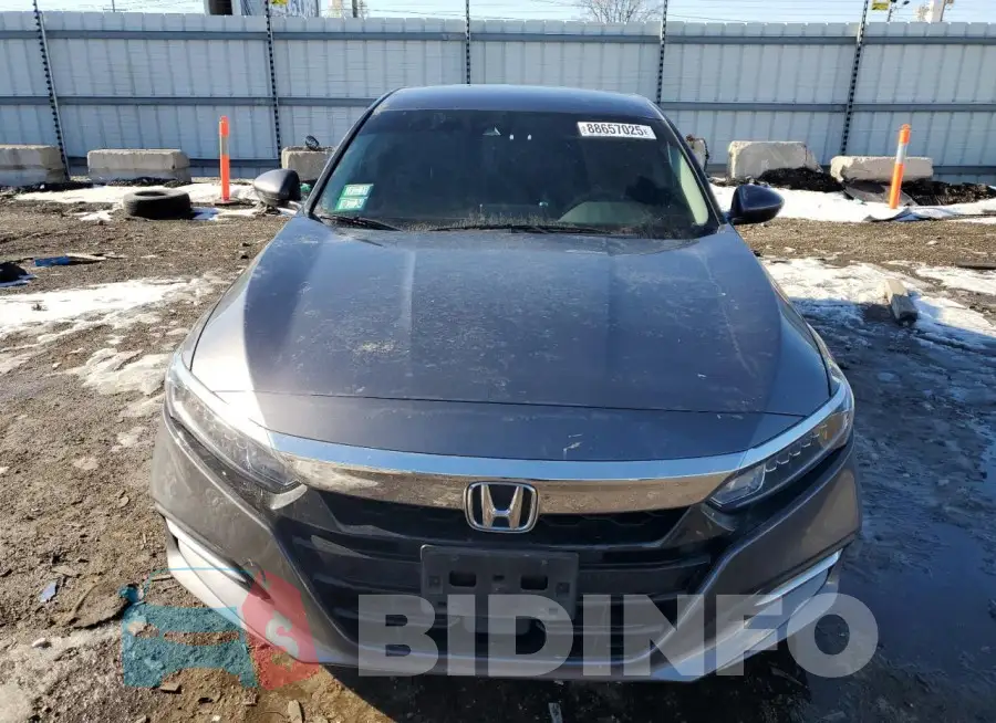 1HGCV3F15JA012948 Photo# 5