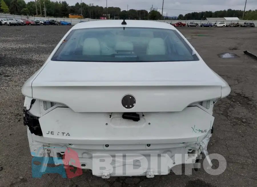 3VW7M7BU7RM016411 Photo# 6
