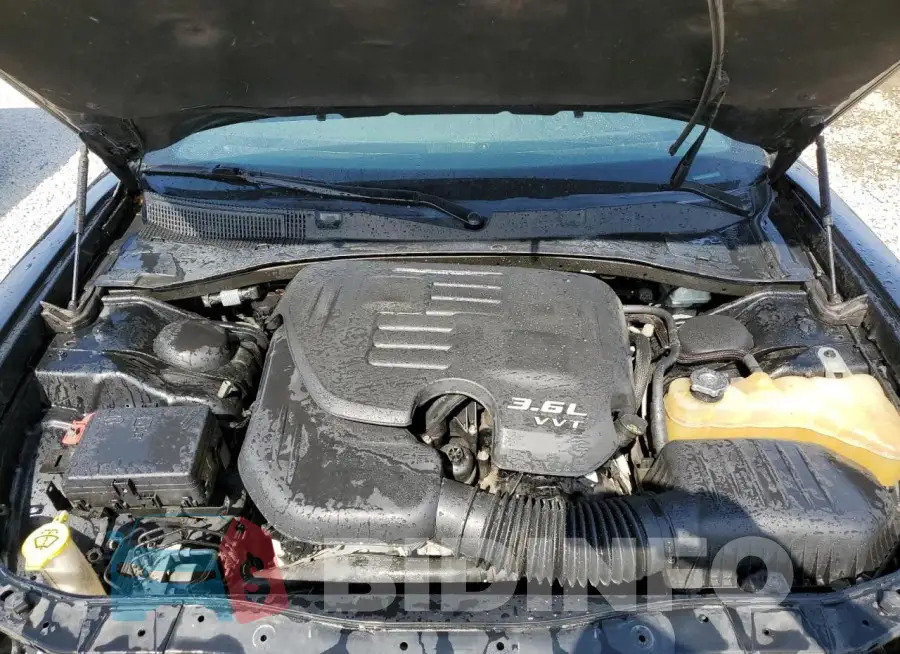2C3CDXJG7GH238072 Photo# 11