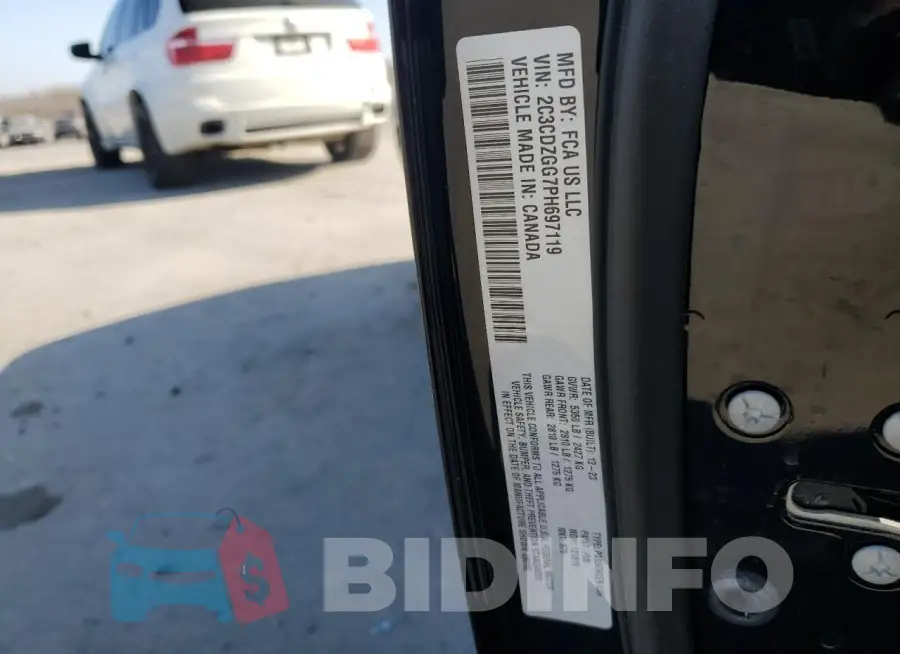 2C3CDZGG7PH697119 Photo# 12