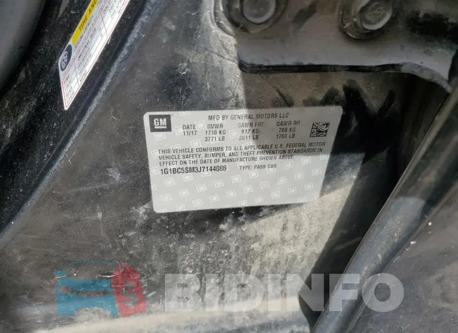 1G1BC5SM3J7144088 Photo# 12