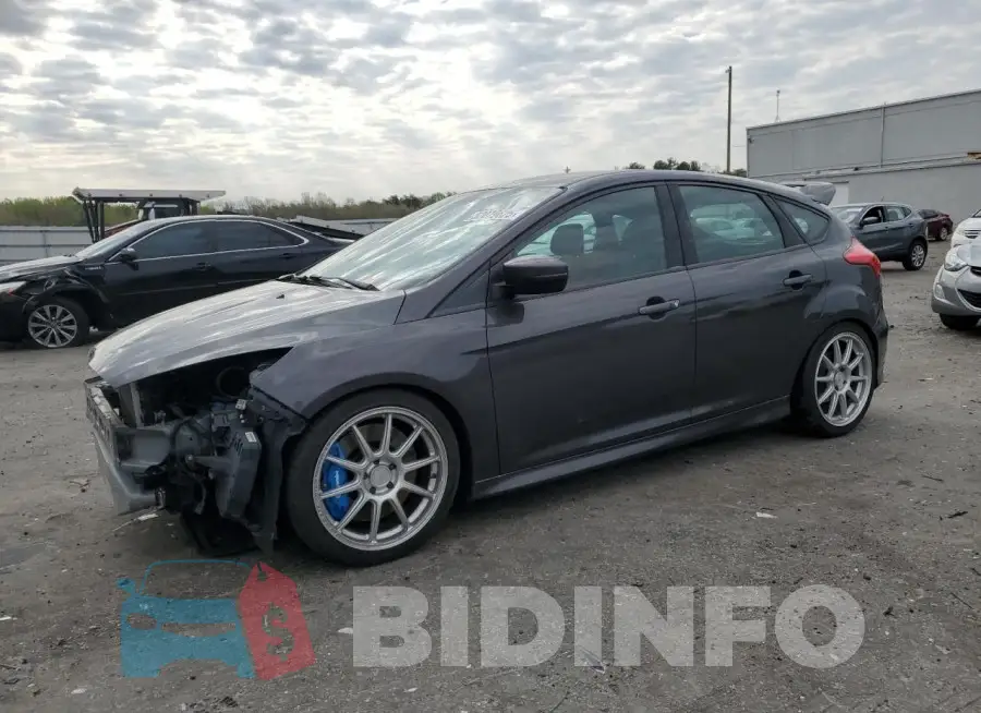 1FADP3L93HL309681 Photo# 1
