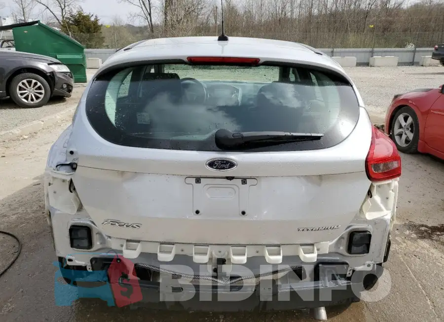 1FADP3N23JL299434 Photo# 6