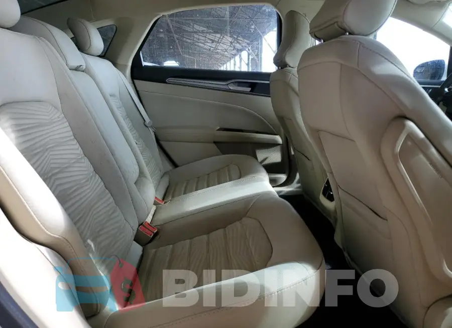 3FA6P0HD5GR282231 Photo# 10