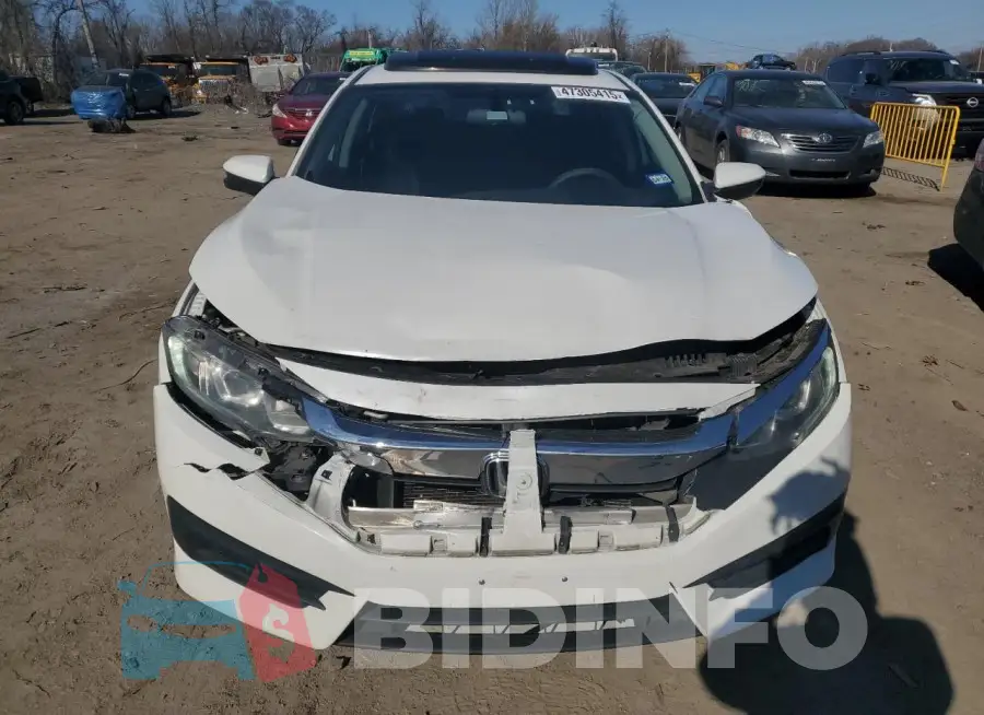 19XFC2F73GE062446 Photo# 5