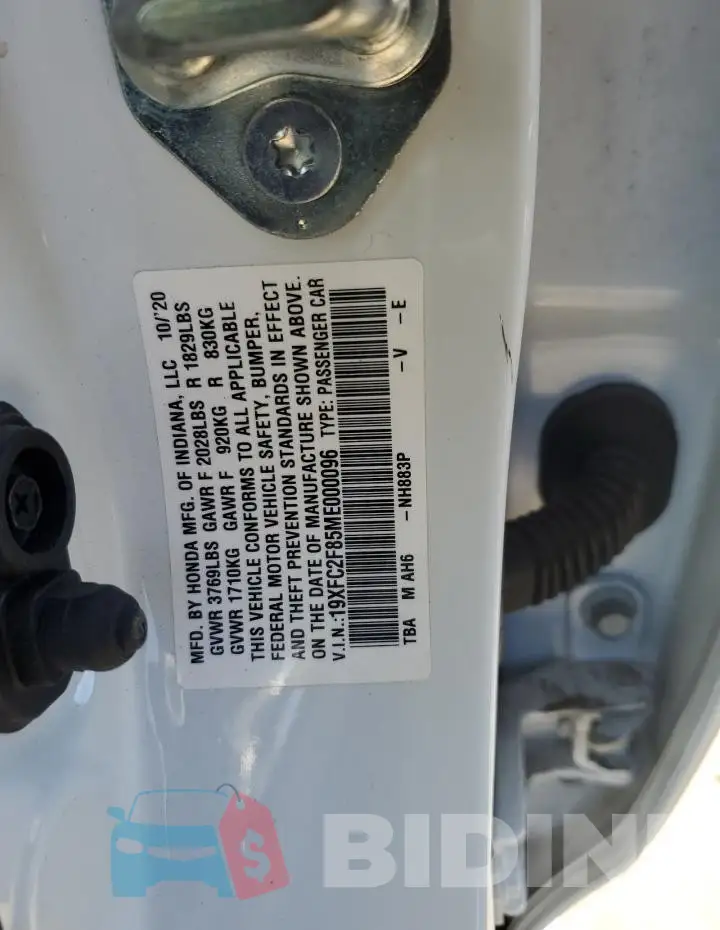 19XFC2F85ME000096 Photo# 12
