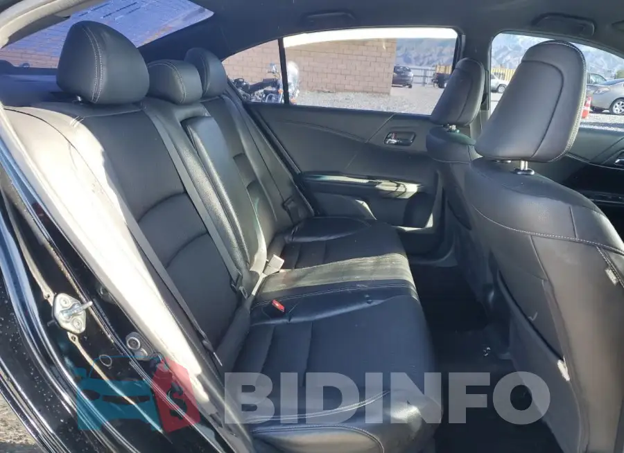 1HGCR2E50HA045921 Photo# 10