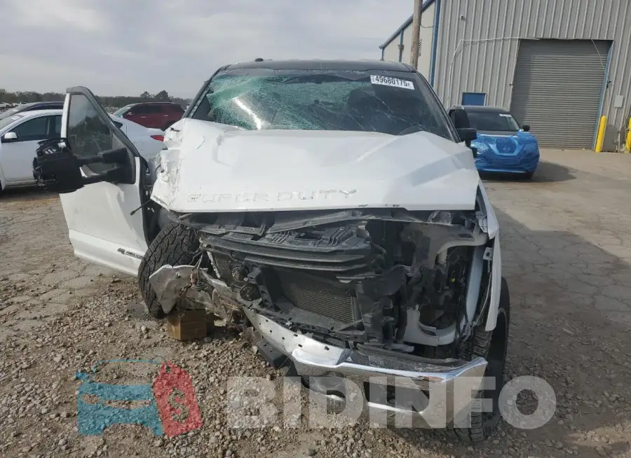 1FT7W2BT2JEB74415 Photo# 5
