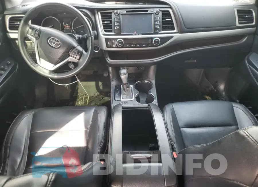 5TDJKRFH4GS274146 Photo# 8