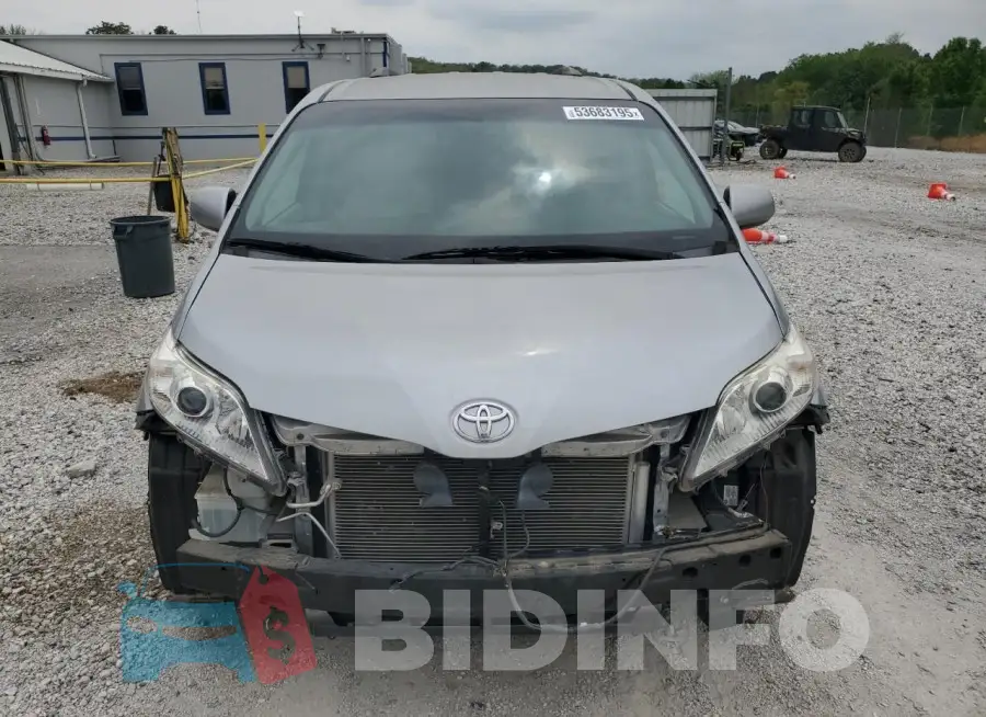 5TDKK3DC2GS727947 Photo# 5
