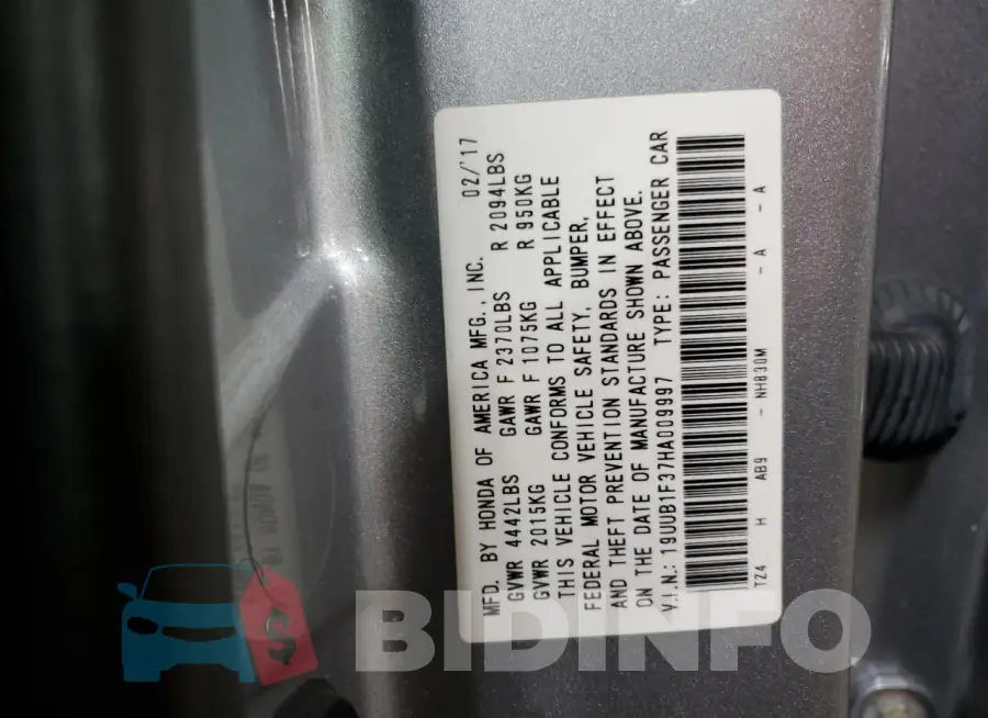 19UUB1F37HA009997 Photo# 12