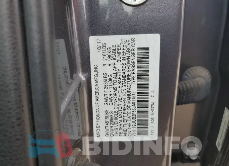 19UUB2F63JA011512 Photo# 12