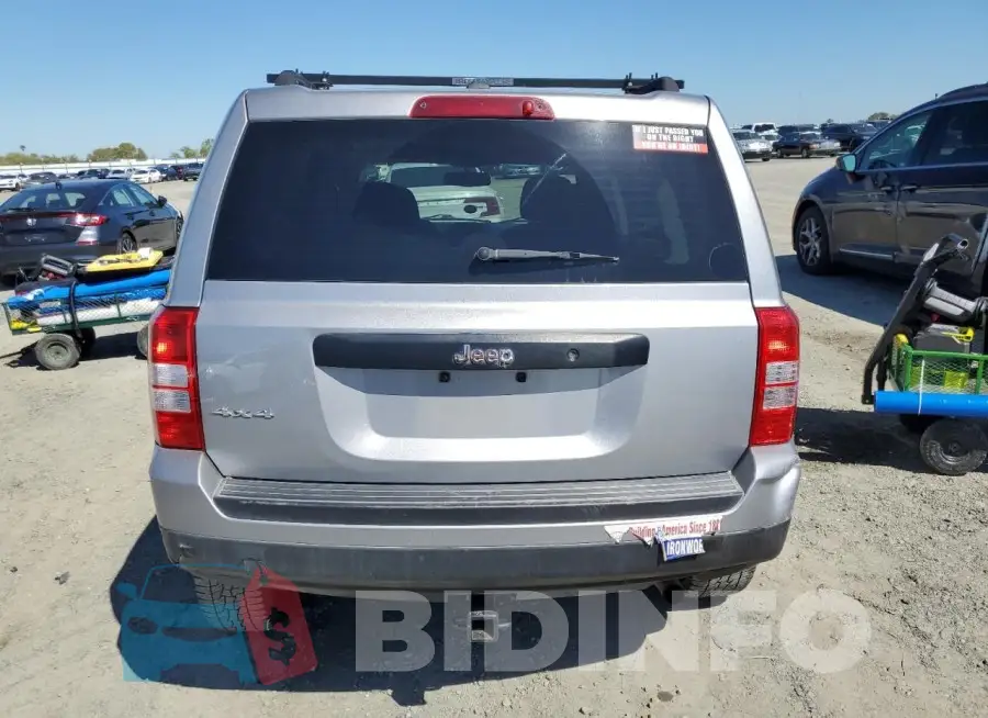 1C4NJRBB6HD111677 Photo# 6