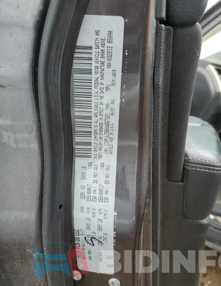 1C4PJLCB6HW667321 Photo# 13