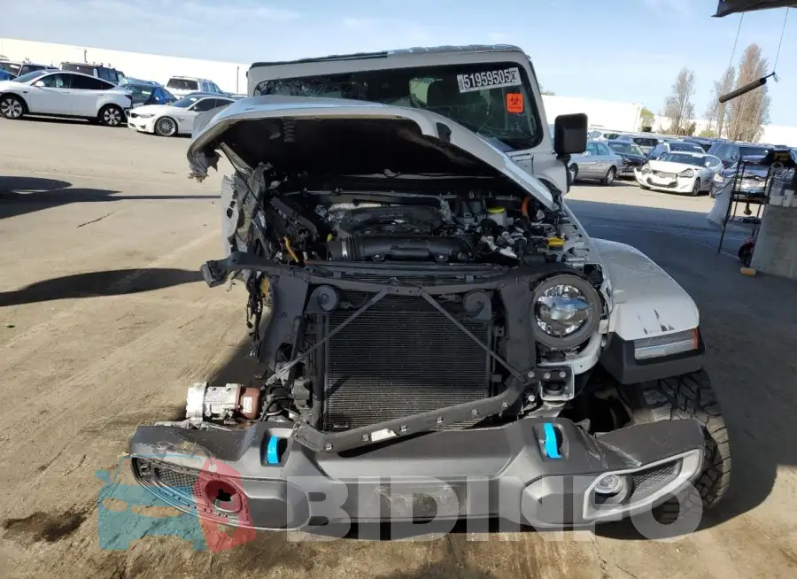 1C4RJXP66RW303303 Photo# 5