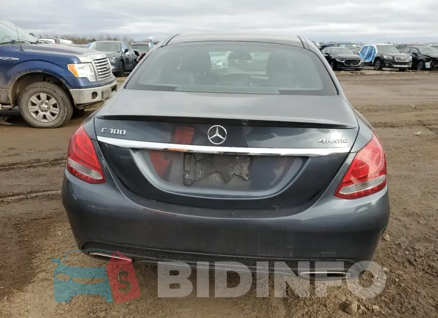55SWF4KB7GU106857 Photo# 6