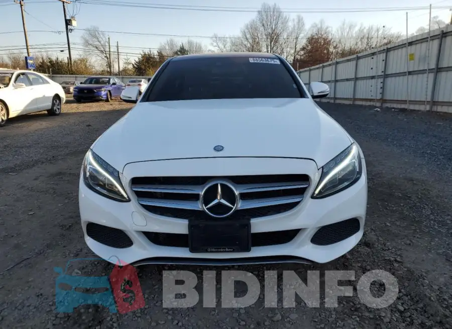 WDDWF4KB4HR245864 Photo# 5