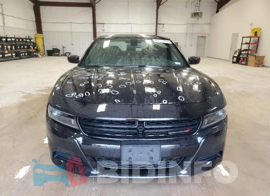 2C3CDXBGXPH690788 Photo# 5
